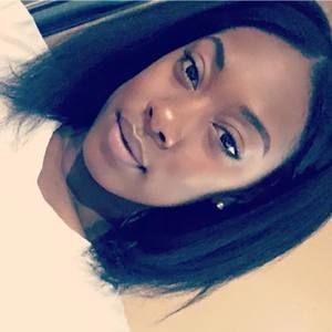 Meet your Posher, Mackala